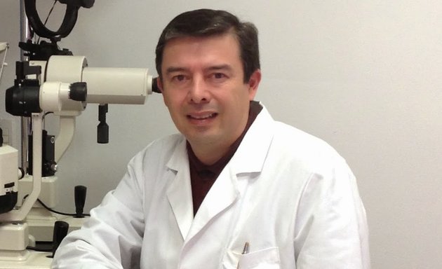 Foto de Consultorio de Oftalmología Dr. Oscar Carreón DOC | Oftalmología | Cirugía de Cataratas | Femtolasik | Tratamiento Queratocono | Lentes Esclerales | Lentes a la Medida