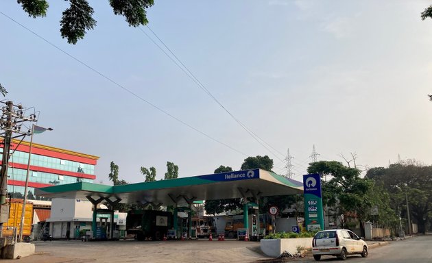 Photo of Reliance Petroleum