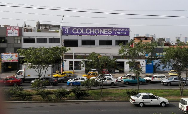 Foto de Tiendas la Grande - Lima