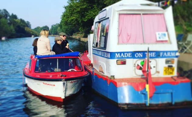 Photo of Two Hoots Ice Cream Boat