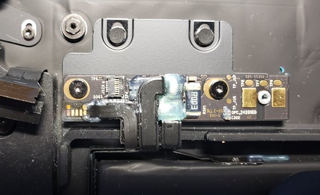Photo of Apple MacBook Repair Montreal