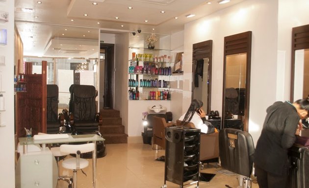 Photo of Dimple's Beauty & Spa – Tooting