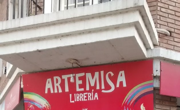 Foto de Artemisa Librería