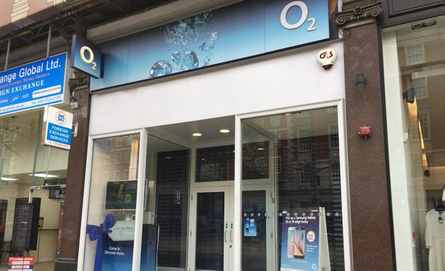 Photo of O2 Shop London - Kensington High St