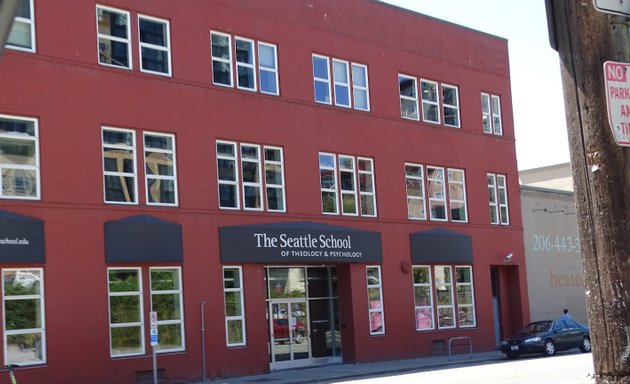 Photo of The Seattle School of Theology & Psychology