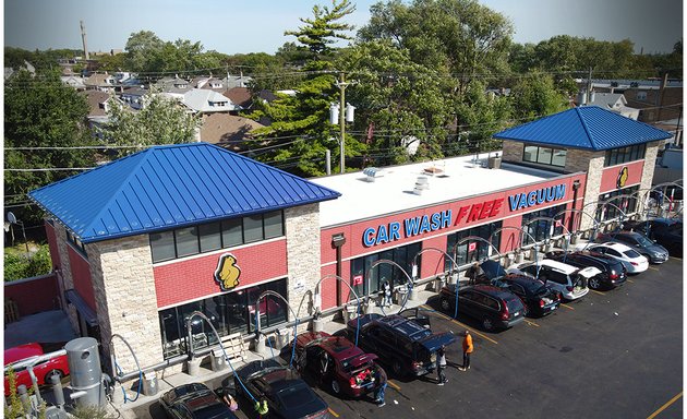 Photo of Buddy Bear Car Wash