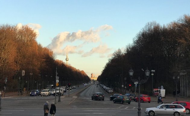 Foto von Strasse der Monumente