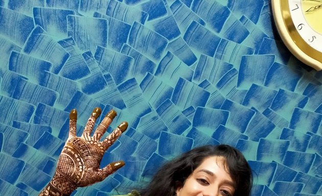 Photo of Mehndi Artist Sunita Kenia