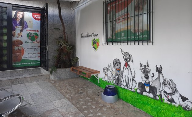 Foto de Clinica Veterinaria Perro Amor 24 horas