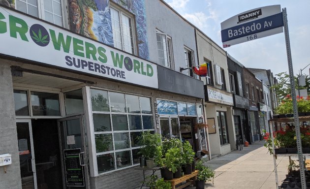 Photo of Growers World Toronto Superstore